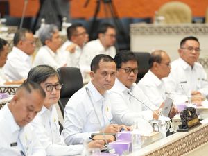 DPR Desak Lahan Transmigrasi Dilepaskan dari Kawasan Hutan