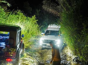 Bobby Tak Menyangka Mobil Kontraktor yang Di-OTT Ada di Depannya Pas Tinjau Jalan Bobby Tak Menyangka Mobil Kontraktor yang Di-OTT Ada di Depannya Pas Tinjau Jalan
