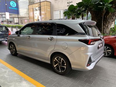 Wujud Mirip Xenia tapi Logo Berbeda