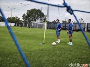 Video Latihan Persib Bandung Jelang Piala Presiden 2025 Video Latihan Persib Bandung Jelang Piala Presiden 2025