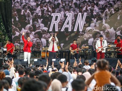 Kemeriahan Ultah Perak Lion Air