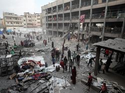 Serangan Israel Hantam Sekolah Tampung Pengungsi Gaza, 20 Orang Tewas
