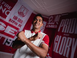 5 Musim di Bali United, Sidik Saimima Kini Resmi Berseragam Persis Solo 5 Musim di Bali United, Sidik Saimima Kini Resmi Berseragam Persis Solo