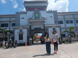 SMPN 1 Praya Masih Jadi Incaran Saat SPMB di Lombok Tengah SMPN 1 Praya Masih Jadi Incaran Saat SPMB di Lombok Tengah