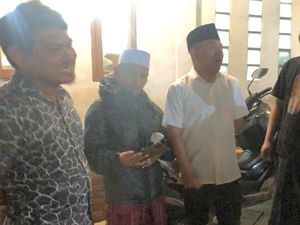 Kata Wabup Sukabumi Usai Tinjau Perusakan Vila di Cidahu Kata Wabup Sukabumi Usai Tinjau Perusakan Vila di Cidahu