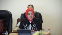 Video Puluhan Santri Minta Bahlil Copot Atalia dari DPR, Kenapa?