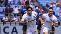Fluminense (foto atas) dan Palmeiras ada di urutan tujuh dan enam. Dua tim Brasil itu sama-sama telah mengantungi 34,26 juta Euro usai lolos ke delapan besar. Foto: Marcio Machado/Eurasia Sport Images/Getty Images