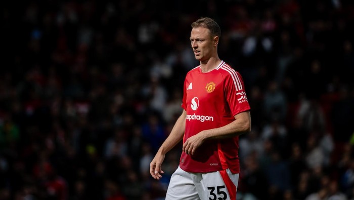 MANCHESTER, ENGLAND - MAY 25:  Jonny Evans of Manchester United in action during the Premier League match between Manchester United FC and Aston Villa FC at Old Trafford on May 25, 2025 in Manchester, United Kingdom. (Photo by Ash Donelon/Manchester United via Getty Images)