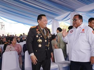Video Polri Bantu Tekan Angka PHK, KSPSI: Kapolri Sangat Perhatian Video Polri Bantu Tekan Angka PHK, KSPSI: Kapolri Sangat Perhatian