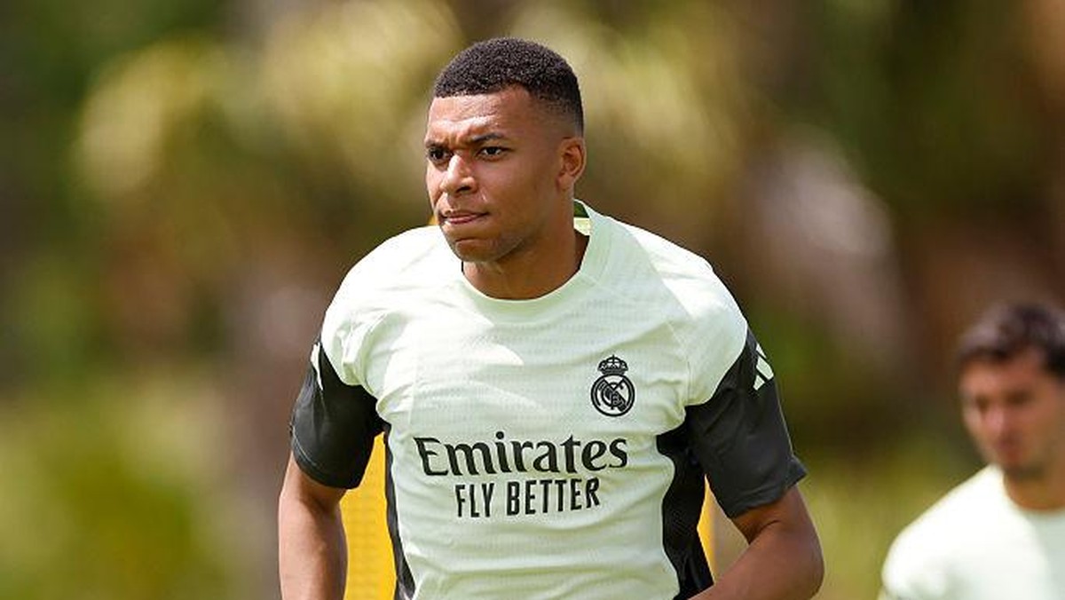 Mbappe saat berlatih bersama Madrid. Foto: Real Madrid via Getty Images/Antonio Villalba