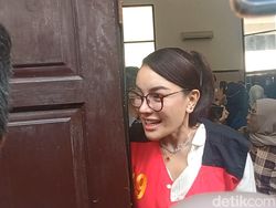 Nikita Mirzani Belum Bisa Maafkan Vadel Badjideh: Masa Depan Anak Saya Hancur!