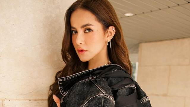 Gosip Terkini Selebriti Insertlive : Olla Ramlan Bongkar Hubungannya dengan Teuku Ryan Hanya Sebatas...