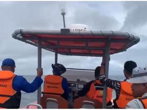 Tragedi Longboat Terbalik di Maluku Tewaskan 2 Mahasiswa KKN UGM Tragedi Longboat Terbalik di Maluku Tewaskan 2 Mahasiswa KKN UGM