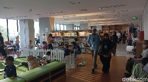 Potret Ramainya Area Anak Perpustakaan Jakarta di Cikini Saat Libur Sekolah