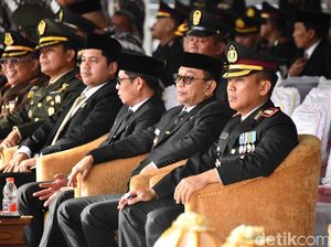 Bupati Soppeng Harap Polri Makin Dicintai Masyarakat di Momen HUT Bhayangkara Bupati Soppeng Harap Polri Makin Dicintai Masyarakat di Momen HUT Bhayangkara