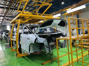 Rakit Mobil di Purwakarta, Xpeng Janjikan Transfer Teknologi ke Indonesia Rakit Mobil di Purwakarta, Xpeng Janjikan Transfer Teknologi ke Indonesia