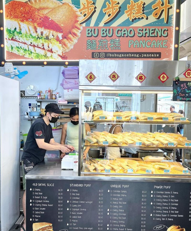 Gerai pancake pasang tulisan 'Bos gak bayar gaji'.