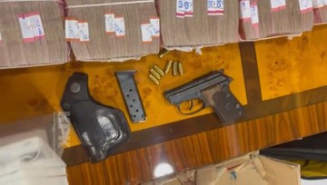 KPK Cecar Istri Kadis PUPR Sumut soal Rp 2,8 M-Senpi Disita Saat Geledah