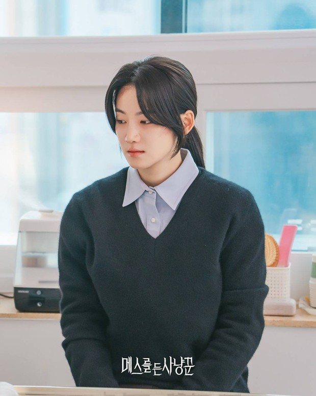 Park Ju Hyun di Drama Hunter With A Scalpel / Foto : instagram.com/xplusu.series