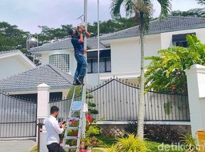 KPK Cek CCTV saat Geledah Rumah Kadis PUPR Sumut Nonaktif di Medan KPK Cek CCTV saat Geledah Rumah Kadis PUPR Sumut Nonaktif di Medan