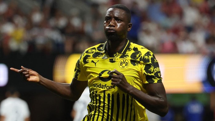 Serhou Guirassy Soccer Football - FIFA Club World Cup - Round of 16 - Borussia Dortmund v CF Monterrey - Mercedes-Benz Stadium, Atlanta, Georgia, U.S. - July 1, 2025 Borussia Dortmunds Serhou Guirassy celebrates scoring their first goal IMAGN IMAGES via Reuters/Brett Davis