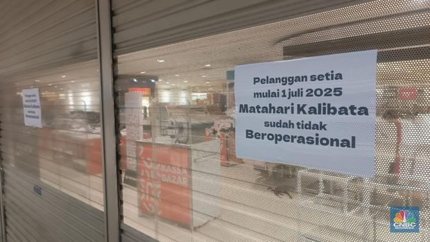 Suasana terkini, Matahari Kalibata resmi tutup, Rabu (2/7/2025). (CNBC Indonesia/Pratama Guitarra)