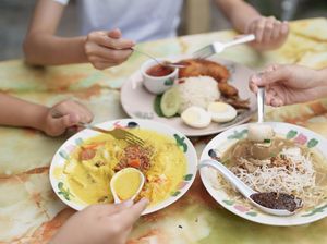 Turis Amerika Sebut Makanan Malaysia Lebih Enak dari Singapura Turis Amerika Sebut Makanan Malaysia Lebih Enak dari Singapura