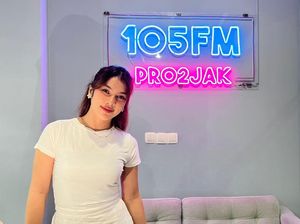 Vionita Sihombing Perdengarkan Lagu Butuh Waktu Vionita Sihombing Perdengarkan Lagu Butuh Waktu