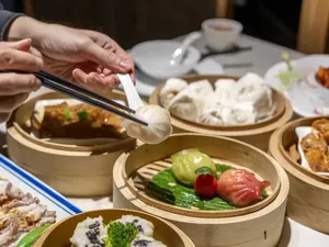 5 Kota Ini Mulai Terkenal gegara Kulinernya Enak 5 Kota Ini Mulai Terkenal gegara Kulinernya Enak