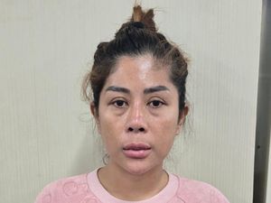 Bareskrim Tangkap Maura, Kurir Happy Five di Apartemen Kelapa Gading Bareskrim Tangkap Maura, Kurir Happy Five di Apartemen Kelapa Gading