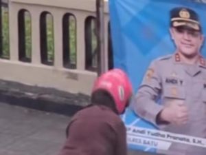 Kado HUT ke-79 Bhayangkara, Salam Hormat Penuh Cinta Bu Ira kepada Polri Kado HUT ke-79 Bhayangkara, Salam Hormat Penuh Cinta Bu Ira kepada Polri