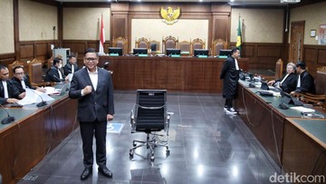 Di Ruang Sidang, Hasto Bawa-bawa Kasus Anas Urbaningrum dan Antasari Azhar