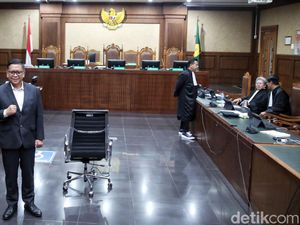 Di Ruang Sidang, Hasto Bawa-bawa Kasus Anas Urbaningrum dan Antasari Azhar