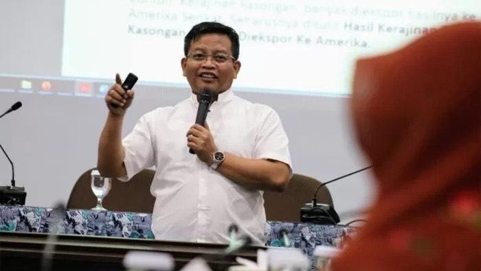 Guru Besar Fakultas Ekonomi dan Bisnis (FEB) Universitas Airlangga (UNAIR), Prof Dr Imron Mawardi SP.