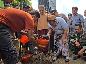 Lebih dari 1.000 Rumah Diperbaiki Haji Her untuk Bantu Warga Miskin Lebih dari 1.000 Rumah Diperbaiki Haji Her untuk Bantu Warga Miskin