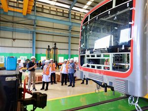 Rekrut Ratusan Pekerja, INKA Banyuwangi Targetkan 250 Gerbong Per Tahun Rekrut Ratusan Pekerja, INKA Banyuwangi Targetkan 250 Gerbong Per Tahun