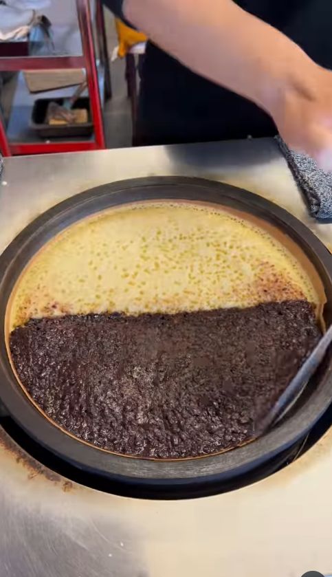 Netizen Indonesia vs Taiwan Berdebat Soal Martabak Manis