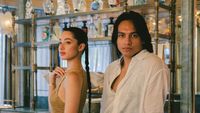 7 Gaya Modis Jefri Nichol & Kekasihnya Ameera Khan Eksis di Paris Fashion Week