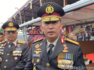 Kapolri Minta Petunjuk Presiden soal Calon Wakapolri Kapolri Minta Petunjuk Presiden soal Calon Wakapolri