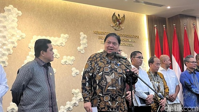 Menteri Koordinator Bidang Perekonomian Airlangga Hartarto Menteri Koordinator Bidang Perekonomian Airlangga Hartarto