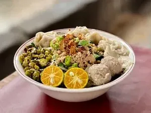 Sedap! 5 Mie Ayam Bangka Gerobakan yang Terkenal Murah Meriah Sedap! 5 Mie Ayam Bangka Gerobakan yang Terkenal Murah Meriah