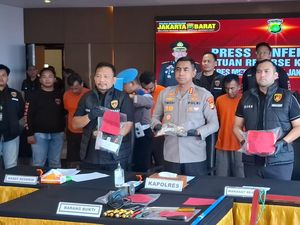 7 Orang Komplotan Maling Rumah Mewah di Jakbar Ditangkap, Begini Perannya 7 Orang Komplotan Maling Rumah Mewah di Jakbar Ditangkap, Begini Perannya