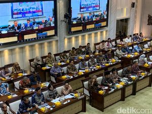 DPR Sorot Realisasi Anggaran Pendidikan Tak Sampai 20% APBN, Menkeu Jawab Begini DPR Sorot Realisasi Anggaran Pendidikan Tak Sampai 20% APBN, Menkeu Jawab Begini