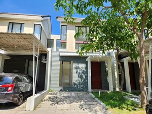 KPK Sita 2 Rumah di Surabaya Terkait Kasus Dana Hibah Jatim KPK Sita 2 Rumah di Surabaya Terkait Kasus Dana Hibah Jatim