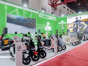 Sepeda Listrik Ini Harganya Mulai Rp 3 Jutaan, Bisa Dibeli di PRJ 2025