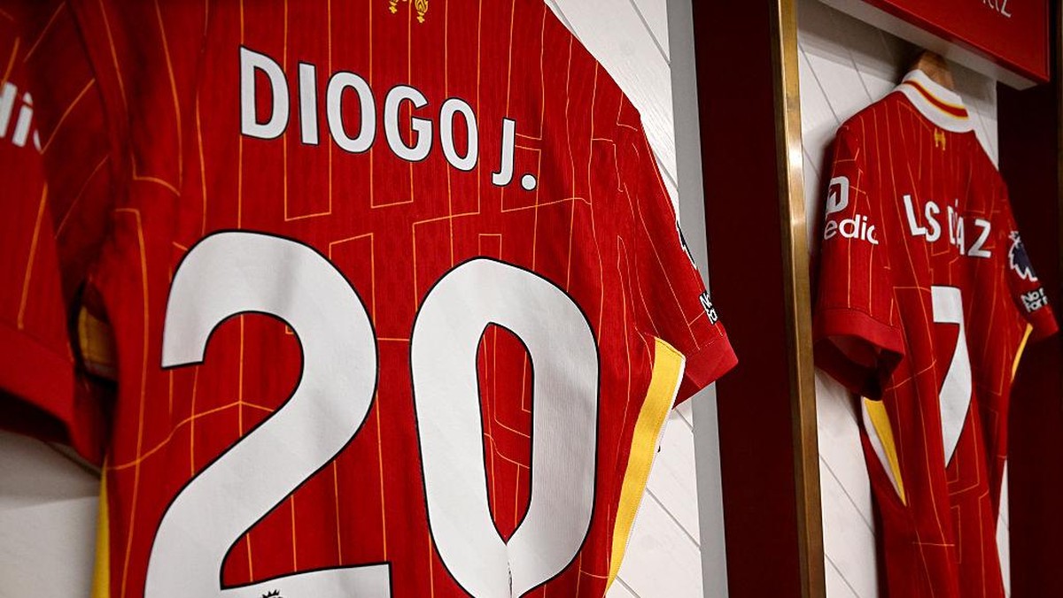 Seragam Diogo Jota pada musim lalu. Foto: Liverpool FC via Getty Images/Liverpool FC