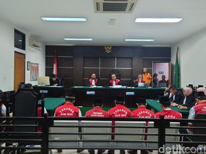 2 Terdakwa Kasus Pabrik Pil PCC di Serang Divonis Penjara Seumur Hidup 2 Terdakwa Kasus Pabrik Pil PCC di Serang Divonis Penjara Seumur Hidup