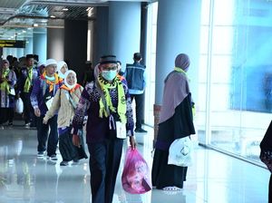 Kloter 17 Disambut Hujan, Jemaah Debarkasi Palembang Terakhir Tiba 10 Juli