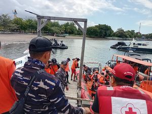 Daftar Korban Selamat dan Meninggal Tragedi KMP Tunu Pratama Jaya Daftar Korban Selamat dan Meninggal Tragedi KMP Tunu Pratama Jaya