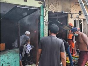 2 Rumah di Jakut Terbakar, Warga Luka Saat Bantu Padamkan Api